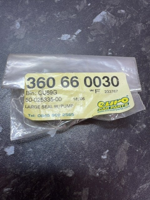 Volvo Water Pump Large Seal 240 340 740 940 B200 B230 1336255 360660030