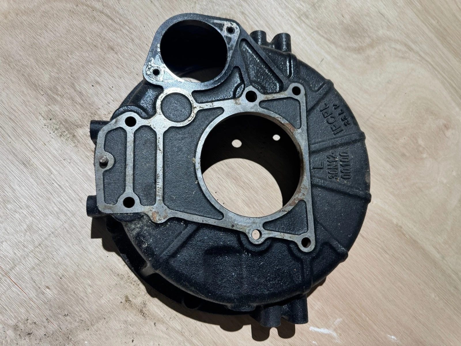 Mitsubishi L3E Bell Housing – Brand New – Pel-Job / Hanix / Volvo / Toro
