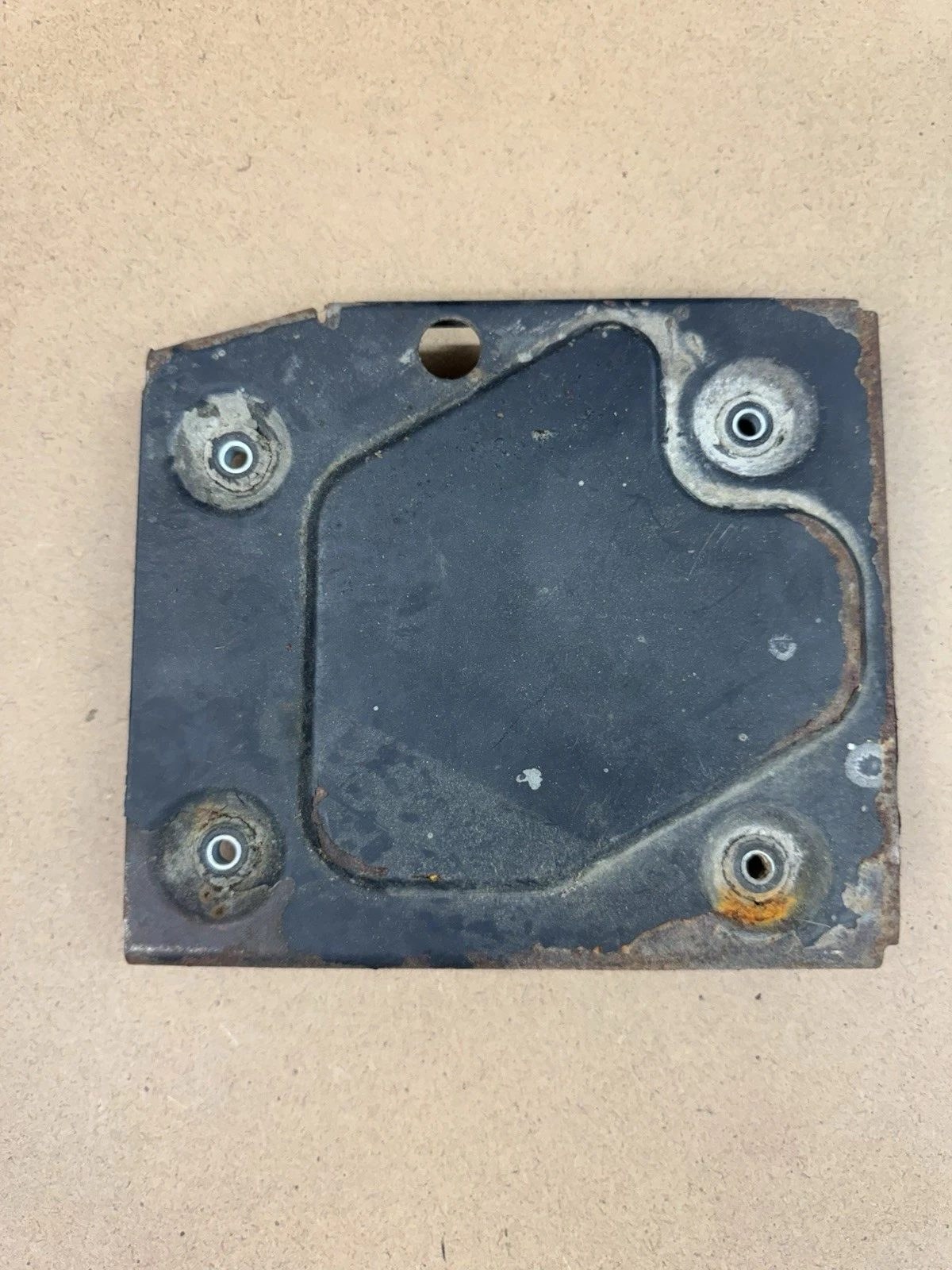 Yanmar L75 L90 L100 Top Engine Cover OEM 114310-45320 Cylinder Head Cover