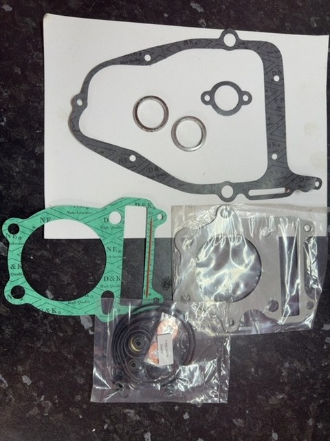 Kawasaki ZXR400 Clutch Cover Gasket 11009-1917 OEM New