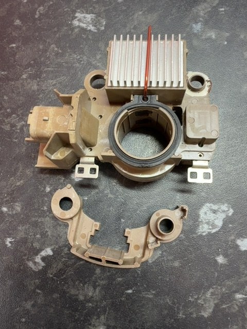 Mobiletron Alternator Voltage Regulator VR-H2009-105 New Old Stock