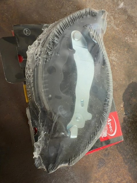 Apec SHU735 Rear Brake Shoe Set Dacia Duster Renault Clio