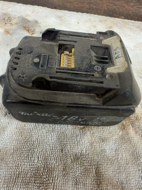 Makita BL1830 18V 3.0Ah Li-ion Battery Used Spares/Repair